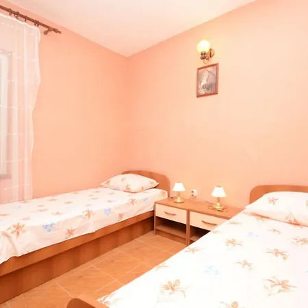 Lukovac Daire Blato (Korcula)